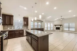 989 Imperial Eagle Rd, Alvarado, TX 76009 - Photo 10