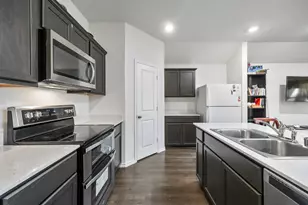 2929 Goodrich St, Royse City, TX 75189 - Photo 8