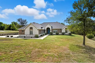 2947 Muirfield Avenue, Grand Prairie, TX 75104 - Photo 1