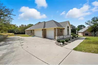 2947 Muirfield Avenue, Grand Prairie, TX 75104 - Photo 28