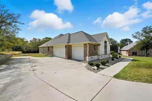 2947 Muirfield Ave, Grand Prairie, TX 75104 - Photo 28