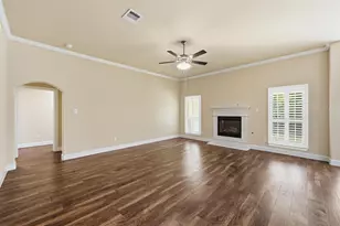 2947 Muirfield Ave, Grand Prairie, TX 75104 - Photo 4