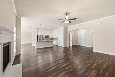 2947 Muirfield Avenue, Grand Prairie, TX 75104 - Photo 2