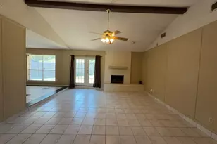 5604 Ember Dr, Arlington, TX 76016 - Photo 2