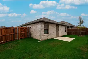 14157 Danesdale Dr, Pilot Point, TX 76258 - Photo 16