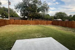 1102 Vegas Dr, Garland, TX 75042 - Photo 8