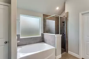 529 Inwood St, Benbrook, TX 76126 - Photo 16