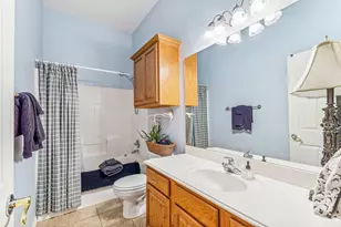 1006 Teresa Ct, Granbury, TX 76048 - Photo 12