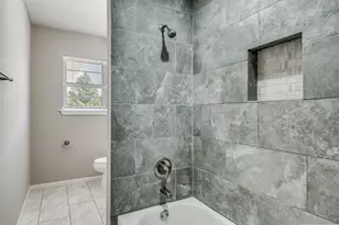 1325 Patricia Ln, Garland, TX 75042 - Photo 12