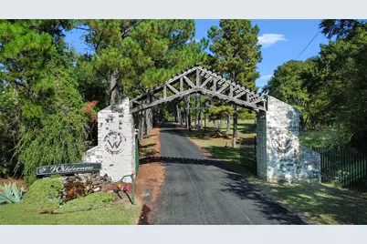 6 Appomattox Road, Streetman, TX 75859 - Photo 2
