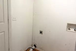 204 Maxwell St, Sulphur Springs, TX 75482 - Photo 10