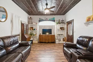 205 Gandy St, Lipan, TX 76462 - Photo 2