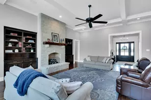 2209 Lyons, Midlothian, TX 76065 - Photo 8