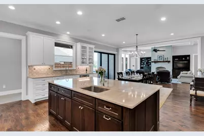 2209 Lyons, Midlothian, TX 76065 - Photo 14