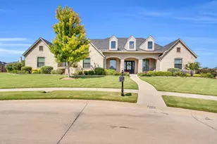 2209 Lyons, Midlothian, TX 76065 - Photo 1