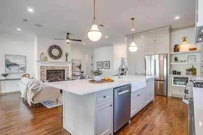 2947 Kosse Court, Grapevine, TX 76051 - Photo 14