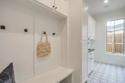 2947 Kosse Court, Grapevine, TX 76051 - Photo 8