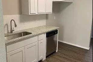 826 Samuels Ave, Fort Worth, TX 76102 - Photo 8