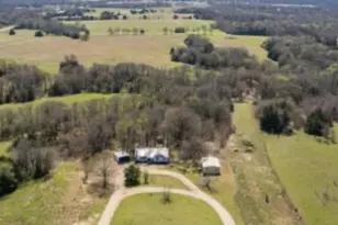 3836 Rs County Rd 1605, Lone Oak, TX 75453 - Photo 2