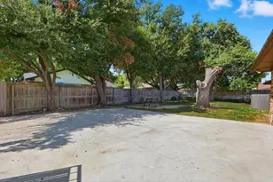 6908 Wilton Dr, Fort Worth, TX 76133 - Photo 32