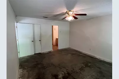 105 E Foggle Street, Athens, TX 75751 - Photo 12