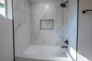 10734 Coogan Dr, Dallas, TX 75229 - Photo 14