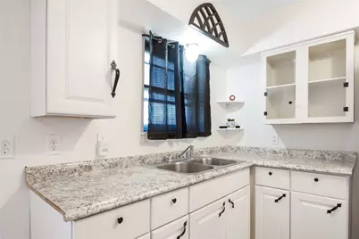 220 Satinwood Drive, Dallas, TX 75217 - Photo 4