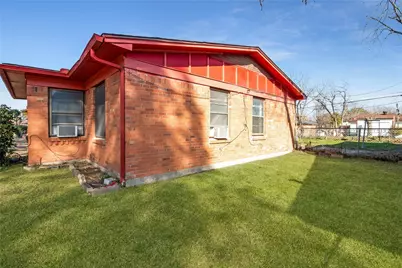 220 Satinwood Drive, Dallas, TX 75217 - Photo 14