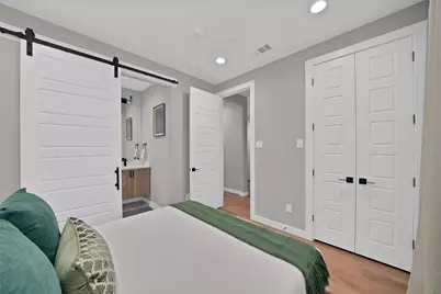 2813 Weisenberger Street #102, Fort Worth, TX 76107 - Photo 14