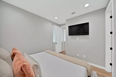 2813 Weisenberger Street #102, Fort Worth, TX 76107 - Photo 12