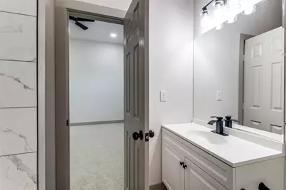 917 S Carroll Avenue, Dallas, TX 75223 - Photo 20