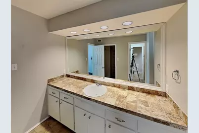 2201 Park Hill Drive, Fort Worth, TX 76110 - Photo 12