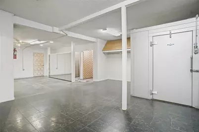 914 Halsell, Bridgeport, TX 76426 - Photo 8