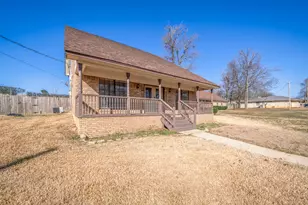 2801 Northridge Dr, Longview, TX 75605 - Photo 2