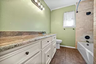 5116 Hidden Oaks Ln, Arlington, TX 76017 - Photo 24