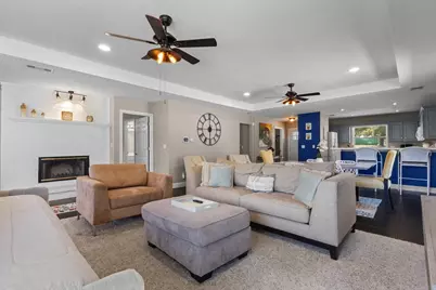 124 Peninsula Point Terrace, Mabank, TX 75156 - Photo 14