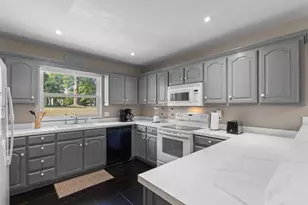 124 Peninsula Point Terrace, Mabank, TX 75156 - Photo 6