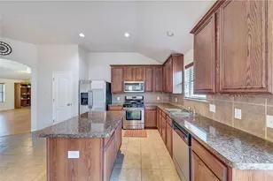 1404 Trading Post Dr, Fort Worth, TX 76131 - Photo 8