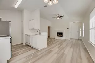 1048 Port Sullivan Dr, Little Elm, TX 75068 - Photo 6