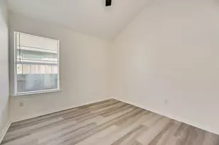 1048 Port Sullivan Dr, Little Elm, TX 75068 - Photo 14