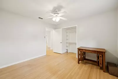 809 Valley Oaks Lane, Arlington, TX 76012 - Photo 22