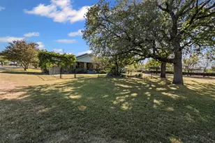 11027 Brock Hwy, Lipan, TX 76462 - Photo 24