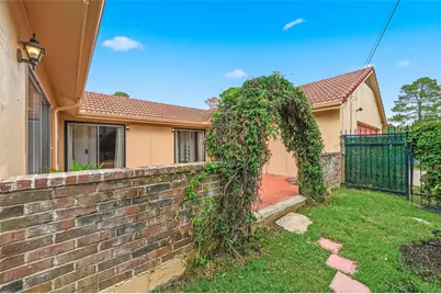 1803 Michael Court, Arlington, TX 76010 - Photo 34