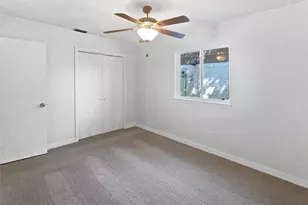 922 Laguna Dr, Garland, TX 75043 - Photo 14