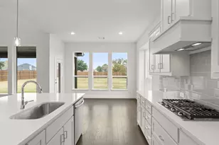 403 Heritage Hill Dr, Forney, TX 75126 - Photo 2