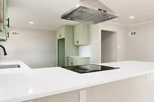 5700 Starling Cir, Haltom City, TX 76117 - Photo 12