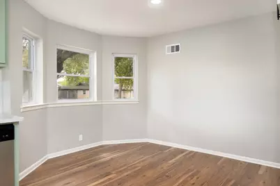 5700 Starling Circle, Haltom City, TX 76117 - Photo 14