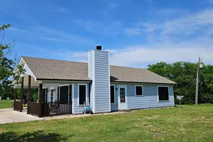 2611 Zachary Dr, Blue Ridge, TX 75424 - Photo 2