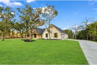 2016 Forest Bridge, Azle, TX 76020 - Photo 4