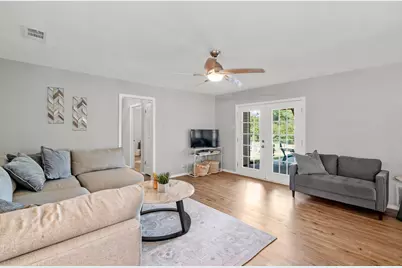 104 Pontiac Drive, Lake Kiowa, TX 76240 - Photo 8